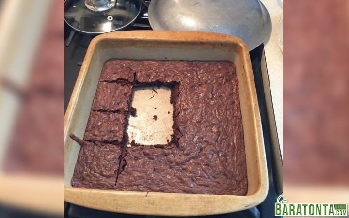 10 atitudes constrangedoras que simplesmente não conseguimos explicar